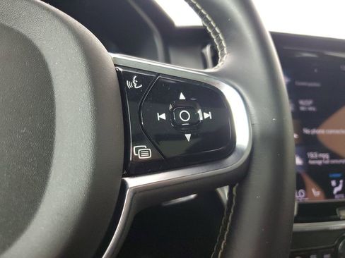 Used 2020 Volvo S90 T6 R-Design image 26