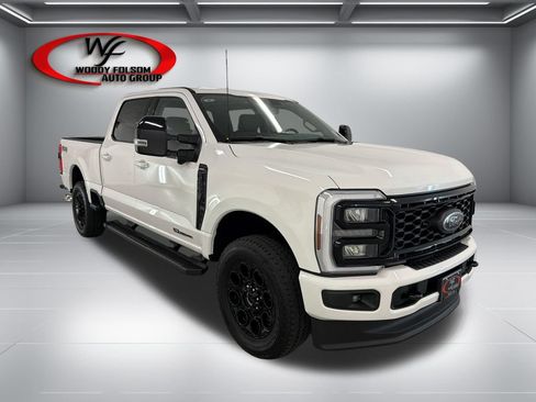 New 2026 Ford F250 Lariat w/ Black Appearance Package AWD/4WD image 3