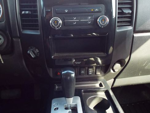 Used 2014 Nissan Titan SV w/ SV Value Truck Package AWD/4WD image 14