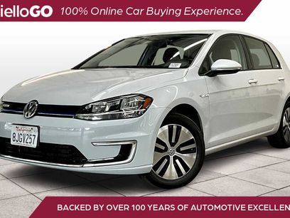 Used 2019 Volkswagen e-Golf SE w/ Driver Assistance Package