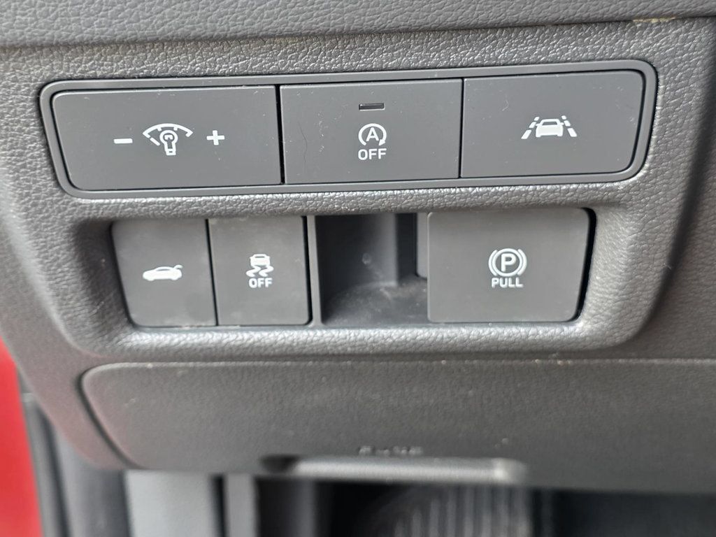 Used 2023 Hyundai Sonata SE FWD image 18
