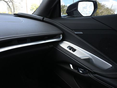 Used 2025 Chevrolet Corvette Z06 w/ Battery Protection Package image 8