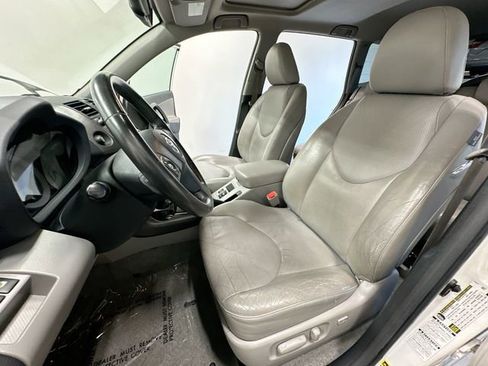 Used 2010 Toyota RAV4 Limited AWD/4WD image 16
