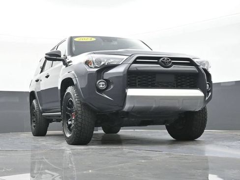 Used 2024 Toyota 4Runner TRD Off-Road Premium w/ Moonroof Package AWD/4WD image 56