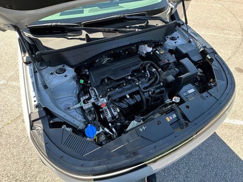 Used 2024 Hyundai Kona SEL FWD image 31