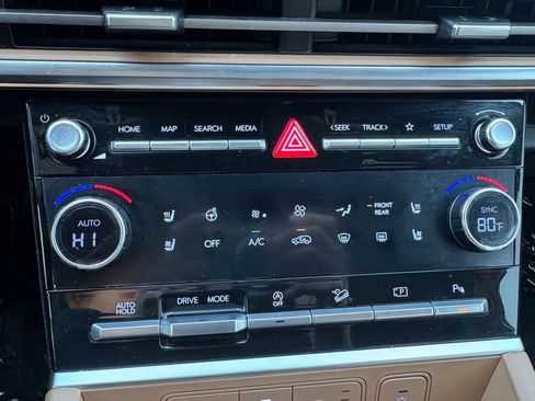 New 2026 Hyundai Santa Fe Limited FWD image 17