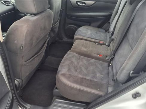 Used 2015 Nissan Rogue S AWD/4WD image 16