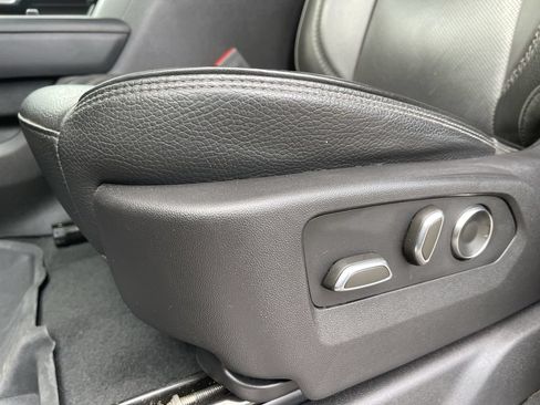 Used 2024 GMC Sierra 2500 Denali AWD/4WD image 21