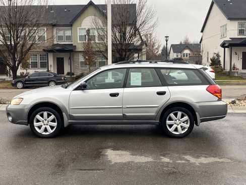 Used 2006 Subaru Outback 2.5i image 3