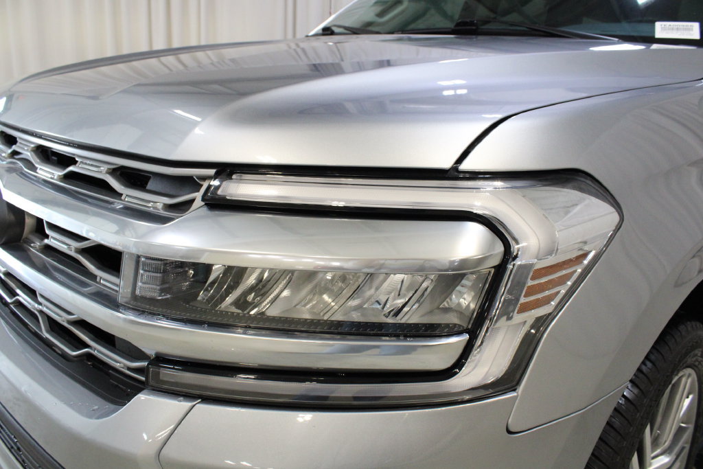 Used 2024 Ford Expedition Max Platinum AWD/4WD image 35