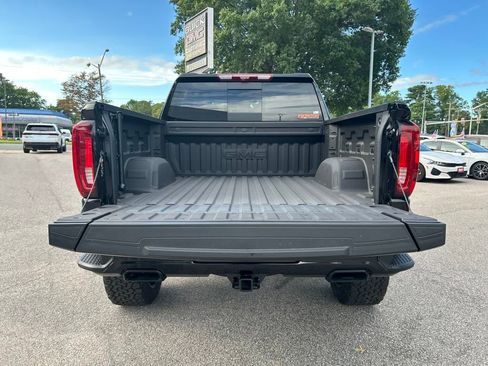 New 2025 GMC Sierra 1500 AT4 w/ AT4 Premium Package image 29