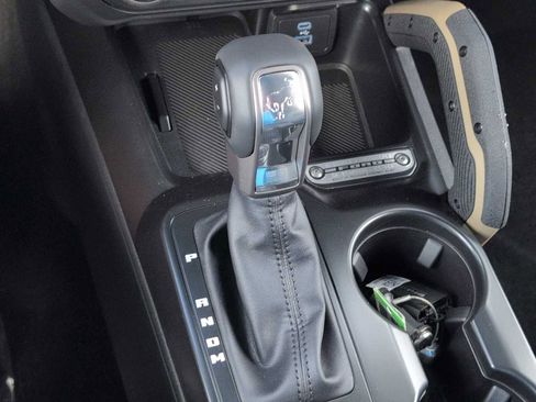 New 2025 Ford Bronco Badlands w/ Sasquatch Package AWD/4WD image 6