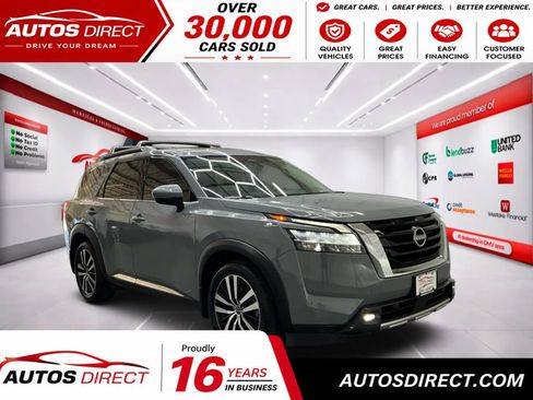Used 2024 Nissan Pathfinder Platinum AWD/4WD image 1