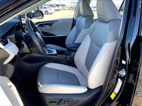 Certified 2025 Toyota RAV4 Limited image 8