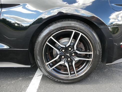 Used 2019 Ford Mustang Premium RWD image 39