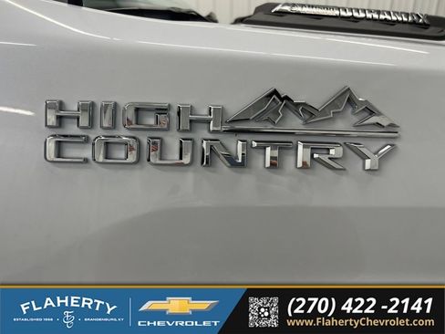New 2026 Chevrolet Silverado 2500 High Country w/ High Country Premium Package AWD/4WD image 19