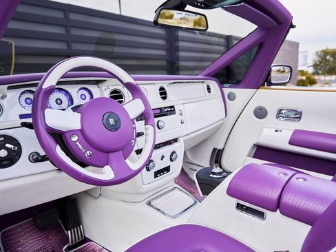 Used 2008 Rolls-Royce Phantom Drophead Coupe image 2