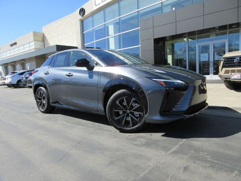 New 2026 Lexus RZ 450e AWD image 13