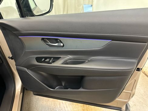 Certified 2025 Nissan Murano SL w/ Cargo Package AWD/4WD image 28