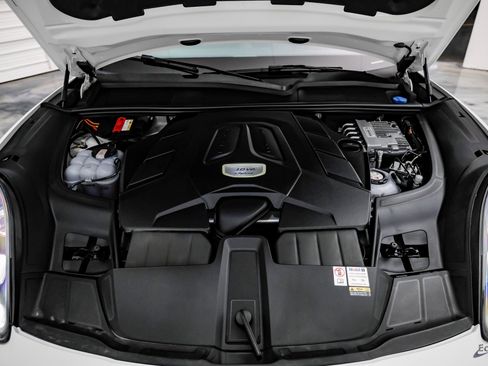 Used 2023 Porsche Cayenne image 87