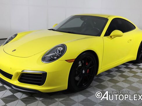 Used 2018 Porsche 911 Carrera S image 9
