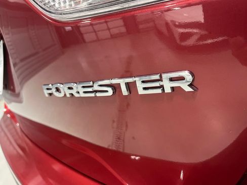 Used 2023 Subaru Forester Premium AWD/4WD image 42