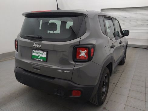 Used 2021 Jeep Renegade Sport FWD image 9