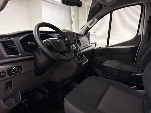 Certified 2025 Ford Transit 250 Low Roof w/ Exterior Upgrade Package RWD image 6