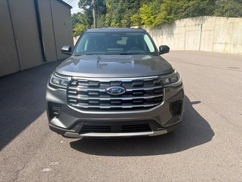 Certified 2026 Ford Explorer Active AWD/4WD image 2