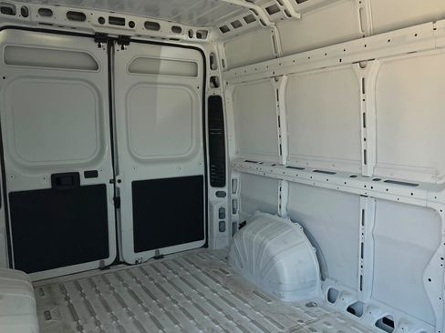 Used 2025 RAM ProMaster 3500 w/ Convenience Group FWD image 19