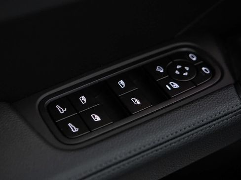 New 2026 Porsche Cayenne AWD/4WD image 24