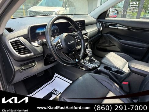 Used 2024 Kia Seltos EX AWD/4WD image 29