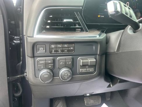 Used 2026 Chevrolet Tahoe LT w/ Comfort Package AWD/4WD image 17
