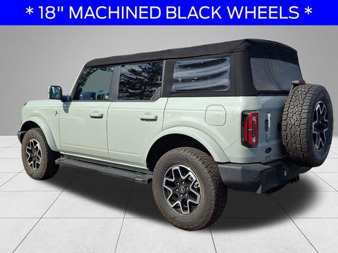 Used 2021 Ford Bronco Outer Banks AWD/4WD image 6