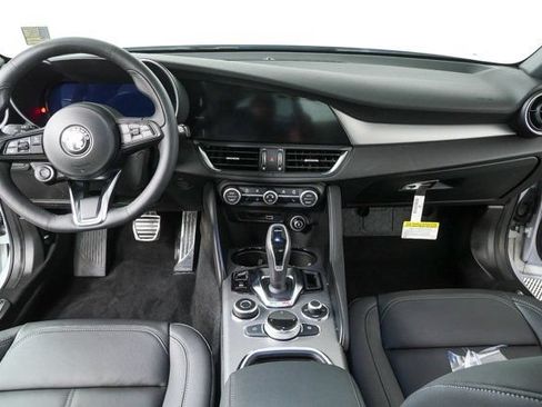 New 2026 Alfa Romeo Giulia w/ Driving Assist Package RWD image 18