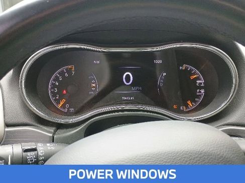 Used 2020 Jeep Grand Cherokee Altitude AWD/4WD image 8