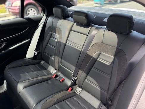 Used 2022 Mercedes-Benz E 53 AMG 4MATIC Sedan image 25