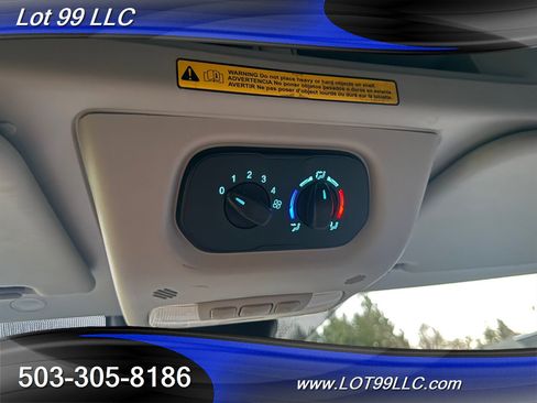 Used 2018 Ford Transit 150 XL image 37