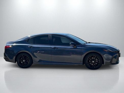 Used 2026 Toyota Camry SE w/ Multimedia Upgrade Package FWD image 4