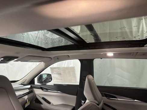 Certified 2026 INFINITI QX60 Luxe w/ Family Package image 27