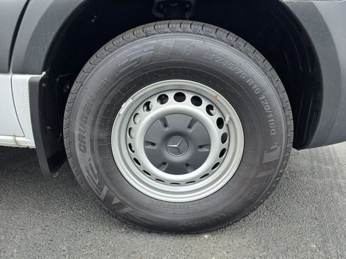 New 2025 Mercedes-Benz Sprinter 2500 image 21