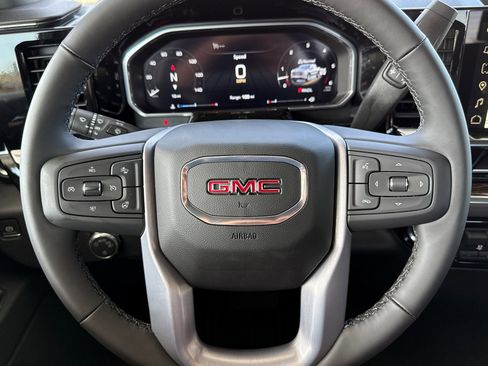 New 2026 GMC Sierra 1500 SLE image 24