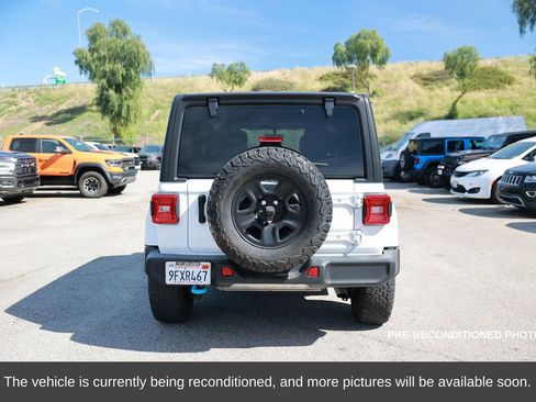 Used 2023 Jeep Wrangler Unlimited Sahara image 4