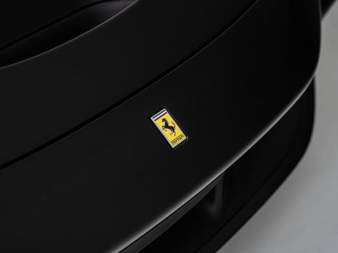 Used 2021 Ferrari F8 Tributo RWD image 12