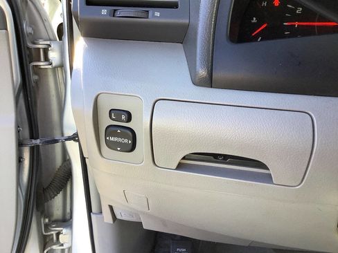 Used 2007 Toyota Camry LE image 40