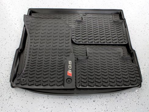 Used 2020 Audi SQ5 Premium Plus w/ Premium Plus Package image 89