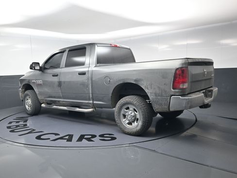 Used 2013 RAM 2500 Tradesman w/ Chrome Appearance Group image 19