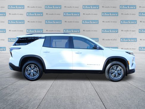 New 2026 Chevrolet Traverse LT w/ Driver Confidence Package image 4