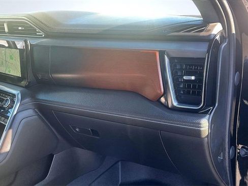 Used 2023 GMC Sierra 1500 Denali w/ Denali Reserve Package image 17