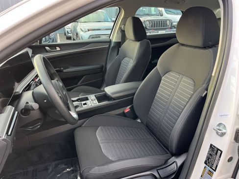 Used 2025 Kia K5 LXS image 36